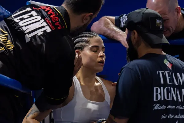 Boxerka a její odvážné focení. Bez podprsenky a s ženskou energií