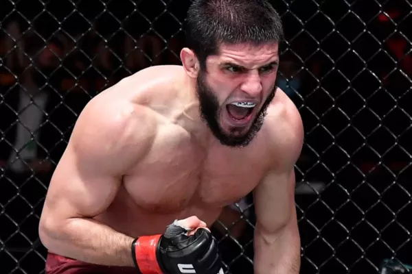 Bývalý šampion UFC varuje Islama Makhacheva! Co mu rozhodně nedoporučuje?