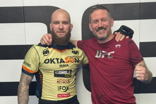 České setkání s hvězdným McGregorem. Šílené, tep jsem měl snad 200, líčí domácí bijec