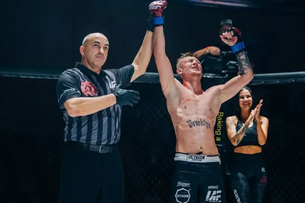Český úlovek pro elitní organizaci. Šampion má novou výzvu, chce se stát hlavní tváří