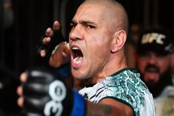Další možnost pro Pereiru, z MMA by se mohl vydat vstříc boxu. Už požádal o radu Joshuu