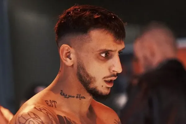 Další zkrat neporaženého Siváka. Naštval šéfa organizace a přišel o titul