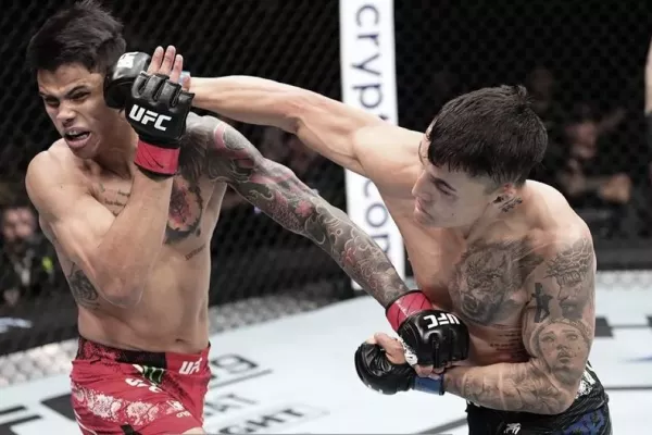 Divočina v UFC změnila obličej. Bojovníci dostali mexický dav do varu