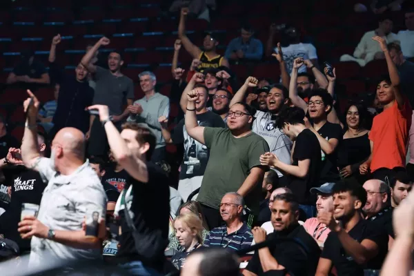 Drama na UFC v Las Vegas. Zápasník udeřil fanouška