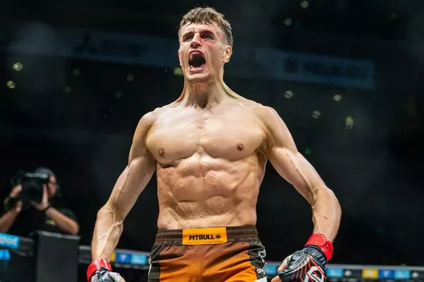 Exploze MMA v Německu. Českou čest zachránil drtivý uragán, veteránka šokovala