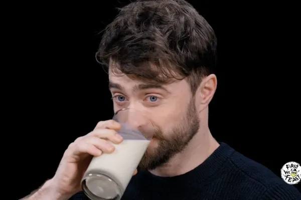 Herec Harryho Pottera šokoval svalnatým tělem. Je posedlý a má chtíč