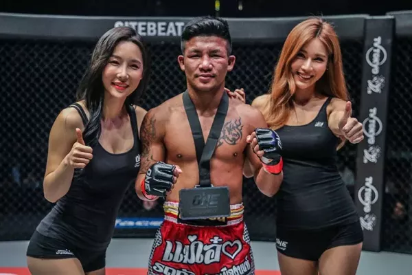 Jak trénuje jeden z nejlepších thaiboxerů planety, obávaný Rodtang?