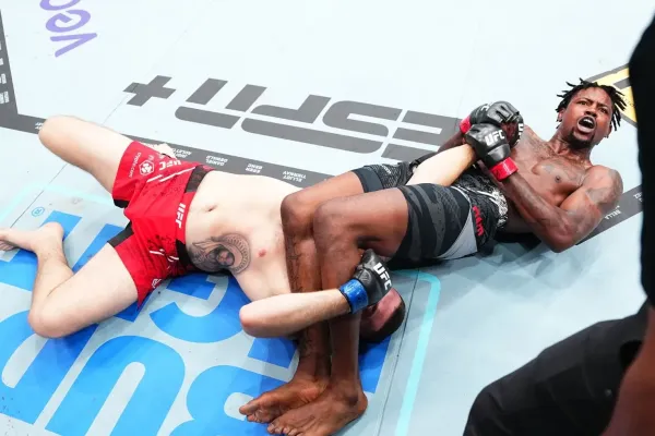 Je k nezastavení. Na populárního bijce čeká letos již pátý souboj v UFC