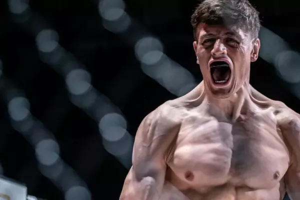 Jeden z největších MMA talentů v Česku: Vím, že mám na to dostat se do UFC, říká mladá hvězda Matěj Peňáz (Rozhovor)
