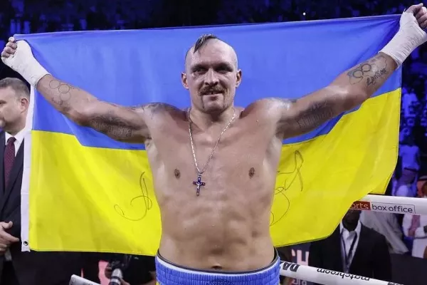 Joshua opět smutní! Boxerským mistrem světa zůstává Ukrajinec Usyk. Po zápase si řekl o Furyho