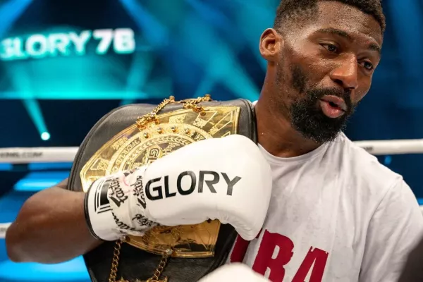 Kamerunský střelec prozradil rozdíl mezi UFC a PFL. Budu brát desetkrát víc