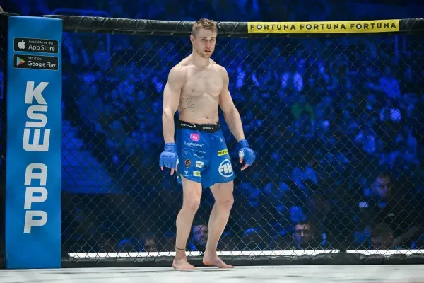 Komplikace na váze. Brichta splnil, jeho soupeř ne. Martínkův soupeř je těžší