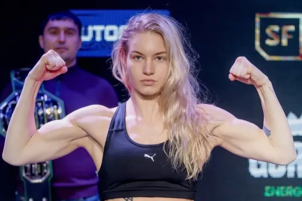 Kontroverzní Ruska má nový domov. Po divokém konci v UFC se spojila s konkurencí
