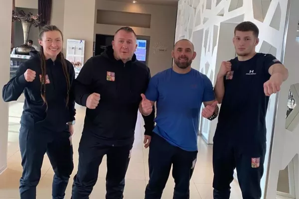 Krok ke zlatu. Dva čeští bojovníci jsou ve finále MS MMA