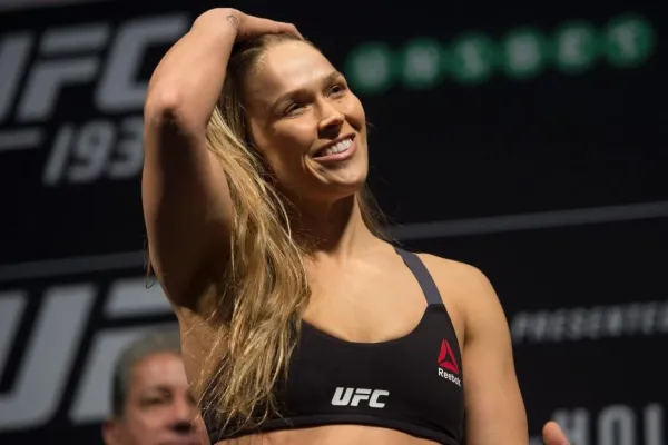 Legenda UFC o zápas v Bílém domě nestojí. Raději bude vařit dětem