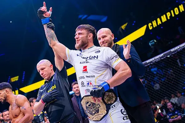 Malér pro šampiona Oktagonu! Surdu převážil o víc než tři kila a přijde o titul