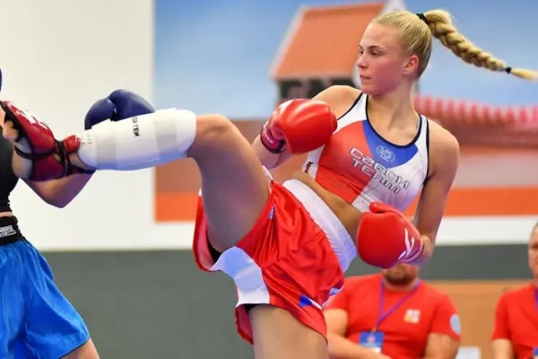 Máme silný tým. Nikdo v Abú Dhabí není na dovolené, tvrdí státní trenér