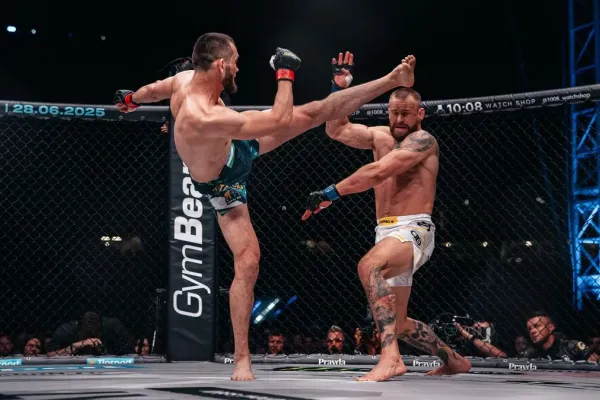 Muradov je v těžké situaci, souboji s novou hvězdou Oktagonu se ale nebrání