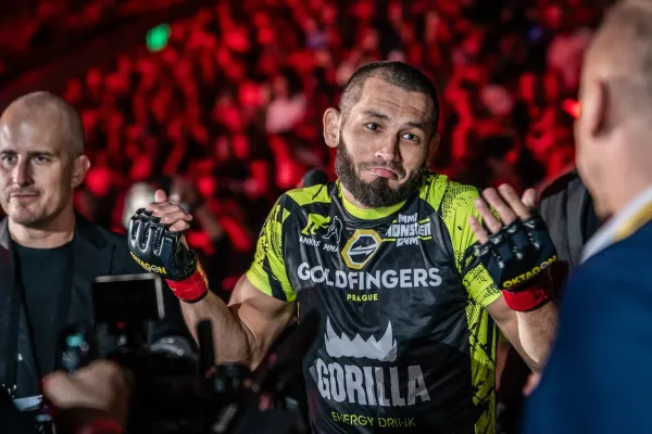 Muradov reaguje na kritiku ze strany Davida Dvořáka. Rýpl si i do Kincla