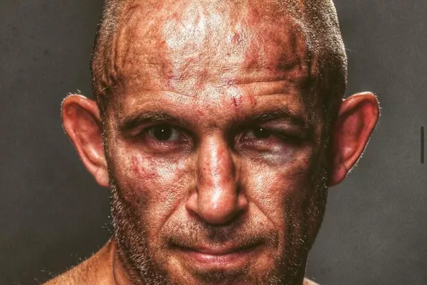 Musel si počkat, ale dostal pecku! 44letý veterán míří na jednu z nejnabitějších karet UFC
