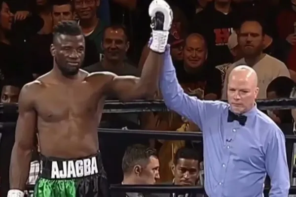 Nejkratší zápas v historii, tento rekord nikdo nepřekoná. Boxer všechny šokoval