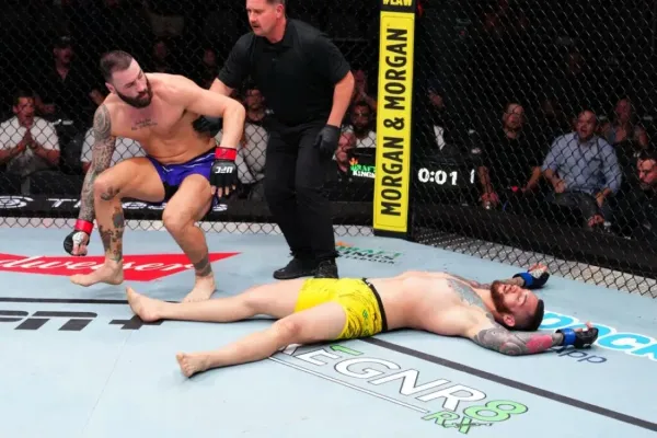 Největší propadák v historii MMA? Souboj v Procházkově divizi vyvolal vášně