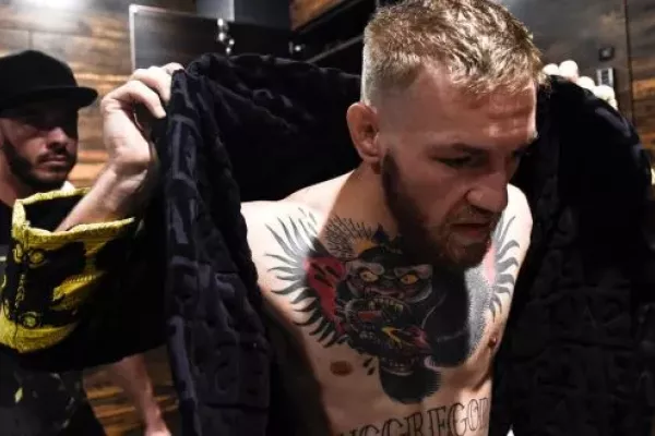 Nemůžete bojovat o titul? Je to vaše vina, máte být populární jako McGregor, konstatuje Bisping