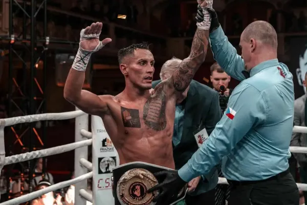 Neporažený český boxer stoupá světovým žebříčkem. Divočák zklidnil hlavu