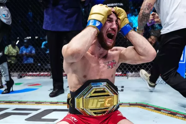 Nevídaná show. Šampion UFC uhájil království, s neporaženým sokem si hrál