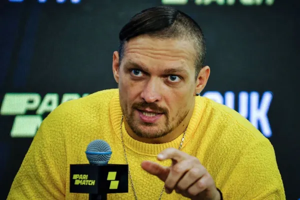 Ostuda pro box. Usyk má strach, opřel se do hvězdy manažer