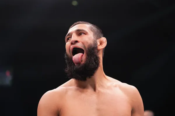 Pokud neporažený postrach z UFC získá titul, bude to katastrofa