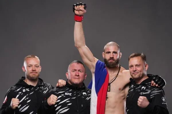 Procházka chce UFC klenot v Česku. Věřím, že zastavím toho dravce