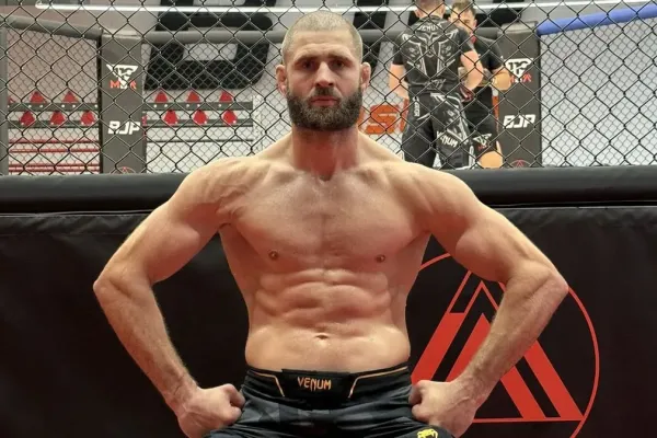 Procházka řádí v zámoří, ukázal formu. Chystá se bitva proti světové špičce