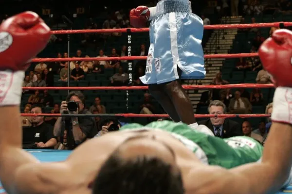 Prohrál, poté zemřel. Řeší se smrt boxera