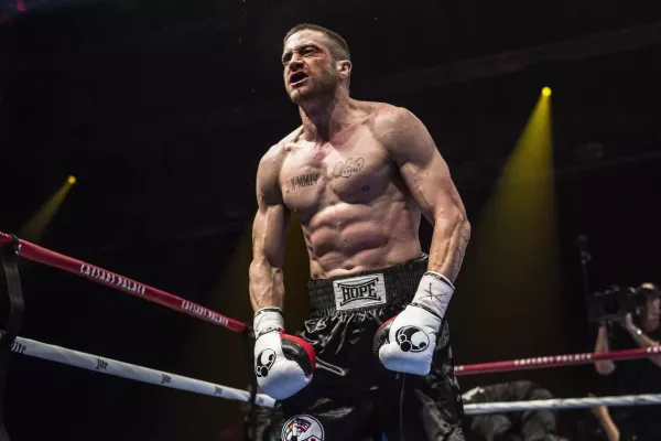 Proměna. Hollywoodský herec vypadá jako MMA zápasník, fanynky ho přirovnávají k Hulkovi