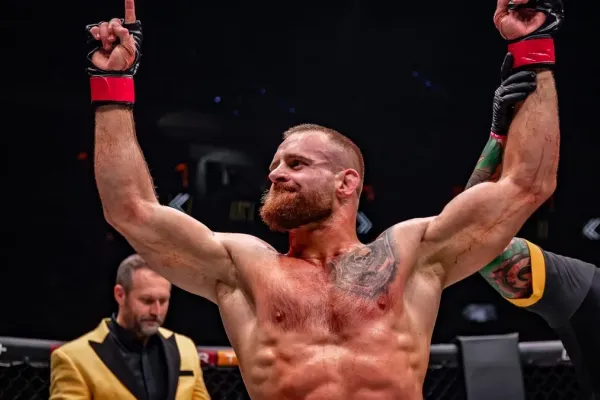 Schyluje se k velké odvetě. Není problém, ale smysl mi to nedává, reaguje Muradov