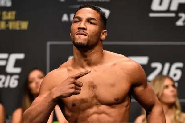 Sedm let, osmnáct zápasů, ambice boje o titul, teď je ovšem konec. Kevin Lee se loučí s UFC