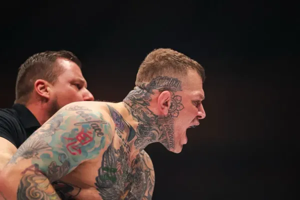 Sivákovi bych jednu napálil, prohlásil Mikulášek. Nic takového jsem neřekl, tvrdil, když se potkali