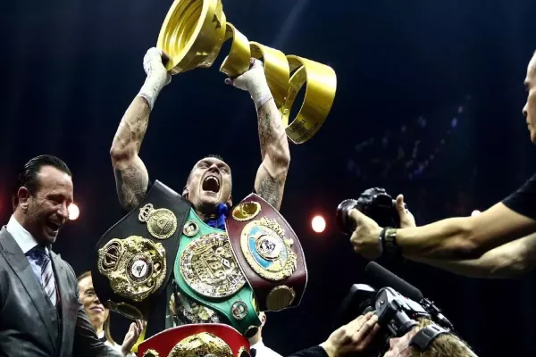 Skvělá novina. Boxerský šampion Usyk přiletí do Prahy na galavečer v Lucerně