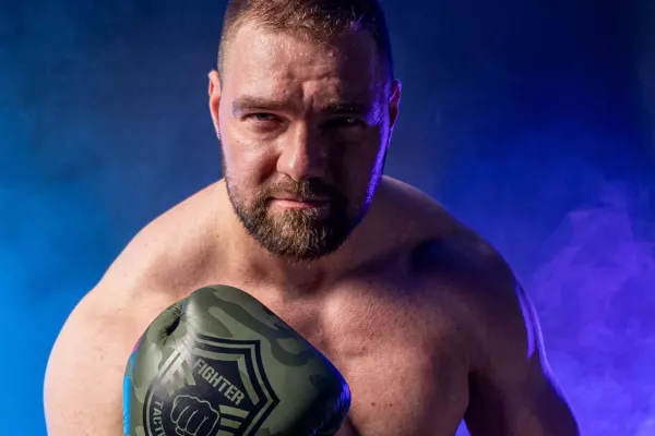 „Soukup je boxer, Žralok pouze rváč, nebude to jednoduché,“ říká Karlos Benda před svou boxerskou premiérou