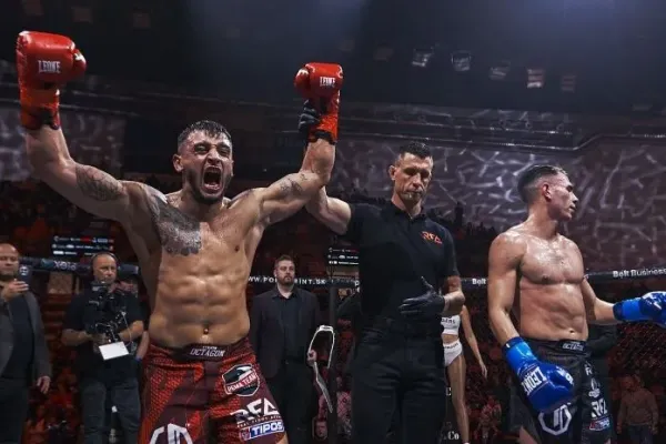 Stále neporažen! Sivák slaví sporný triumf, soupeř byl pořádně zaskočen