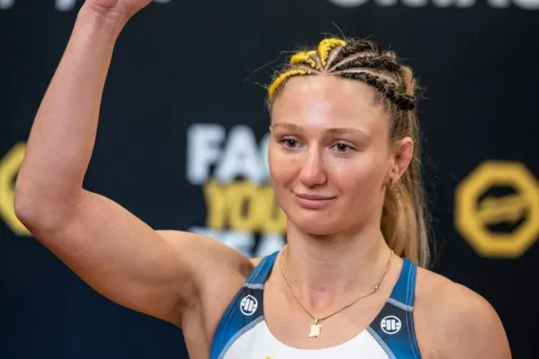 Szabová se MMA vůbec věnovat nechtěla, teď může získat v Oktagonu unikátní primát