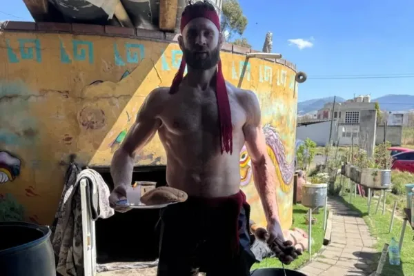 Tvrdá dřina i speciální rituál. Procházka v Mexiku očistil své tělo