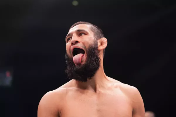 UFC míří do Saúdské Arábie. Do zbraně se chystá čečenský vlk i Procházkova oběť