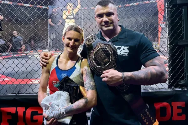 Úspěch české zápasnice v Německu. Během večera ovládla pyramidu