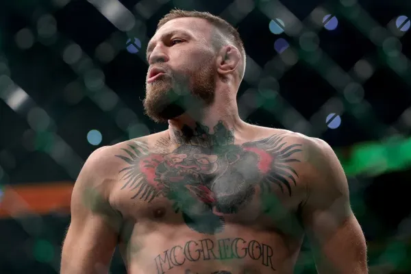 VIDEO: Conor McGregor šikanuje parťáky během tréninku
