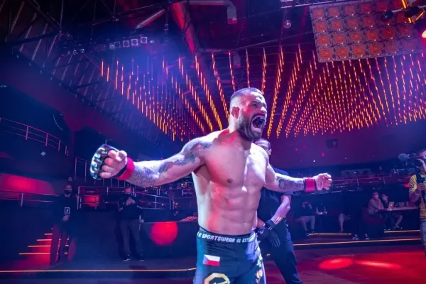 Vémola v problémech, dojela si pro něj policie