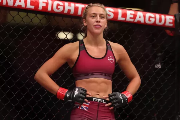 Z Barbie hvězdou MMA. Dakota Ditcheva v kleci zničila soupeřku, shrábla milion dolarů a umlčela kritiky