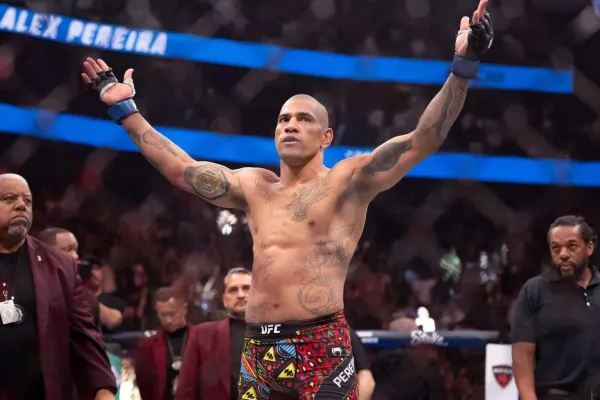 Z jednoho vztahu do druhého? Alex Pereira čelil útokům půvabné modelky