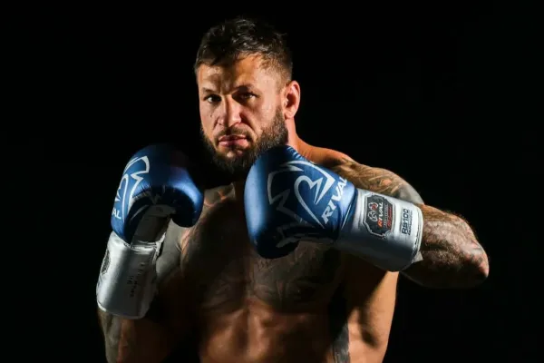 Za posledního půl roku jsem třem lidem zlámal žebra, přiznal český ranař